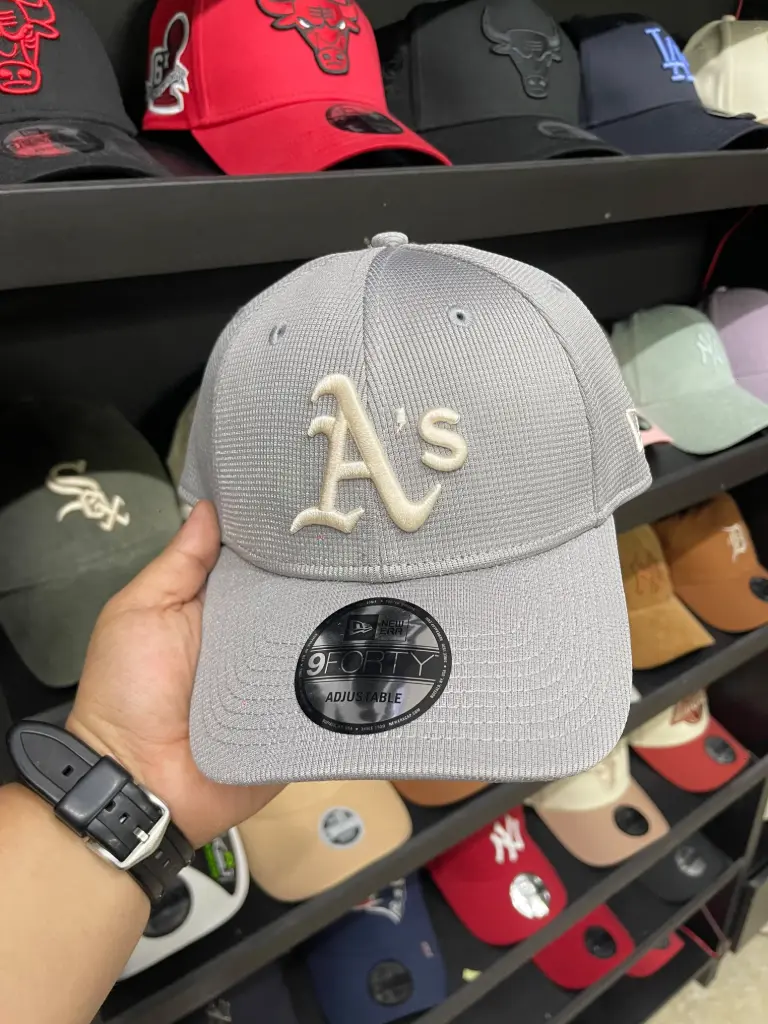 9 forty A's Gris