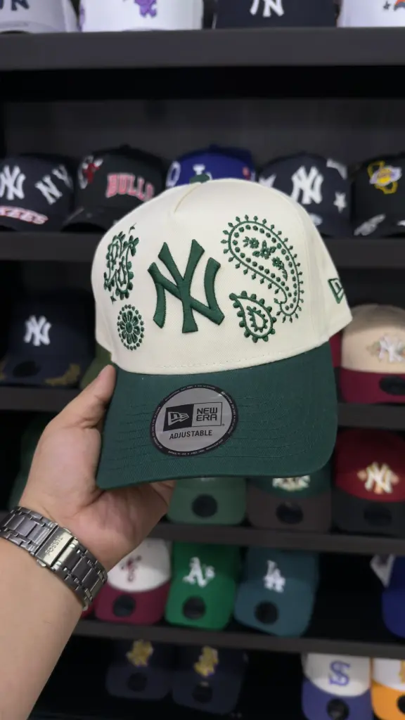 9forty Paisley beich con verde 