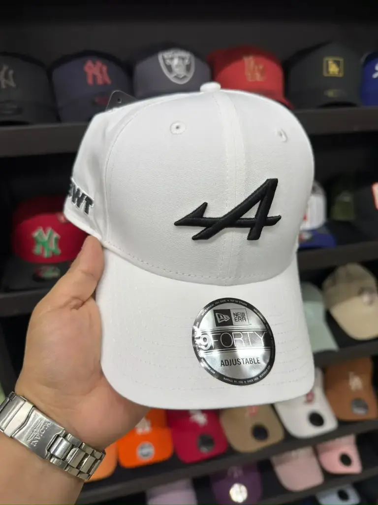Alphine white