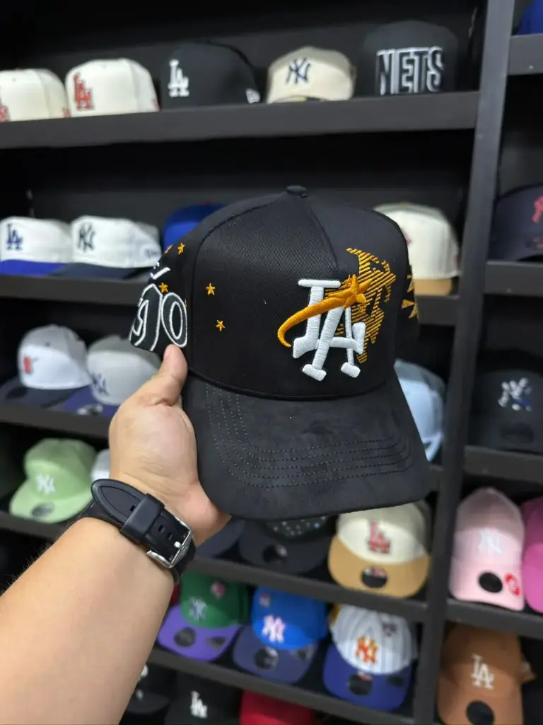 31 HATS MAGO LA AMARILLO