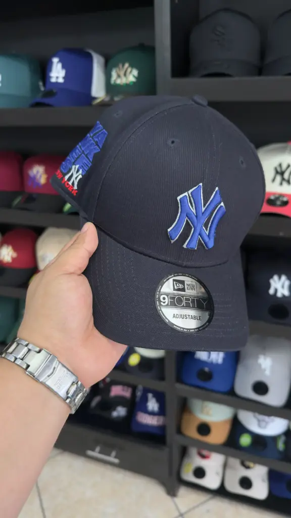 9forty Yankees azul Oscuro 