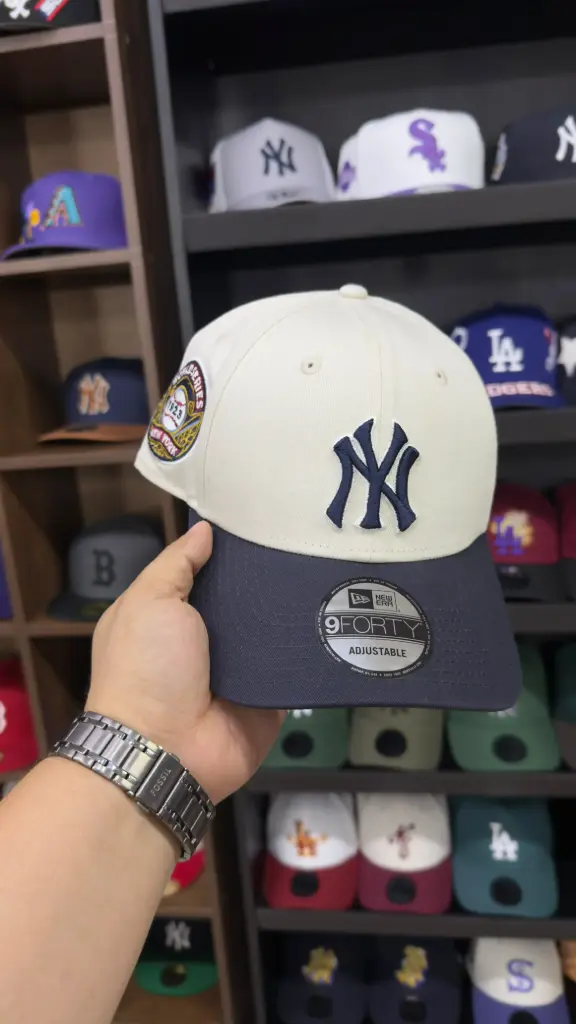 9forty Yankees beich con azul 