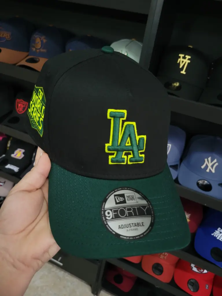 9forty LA FLD negra con verde 