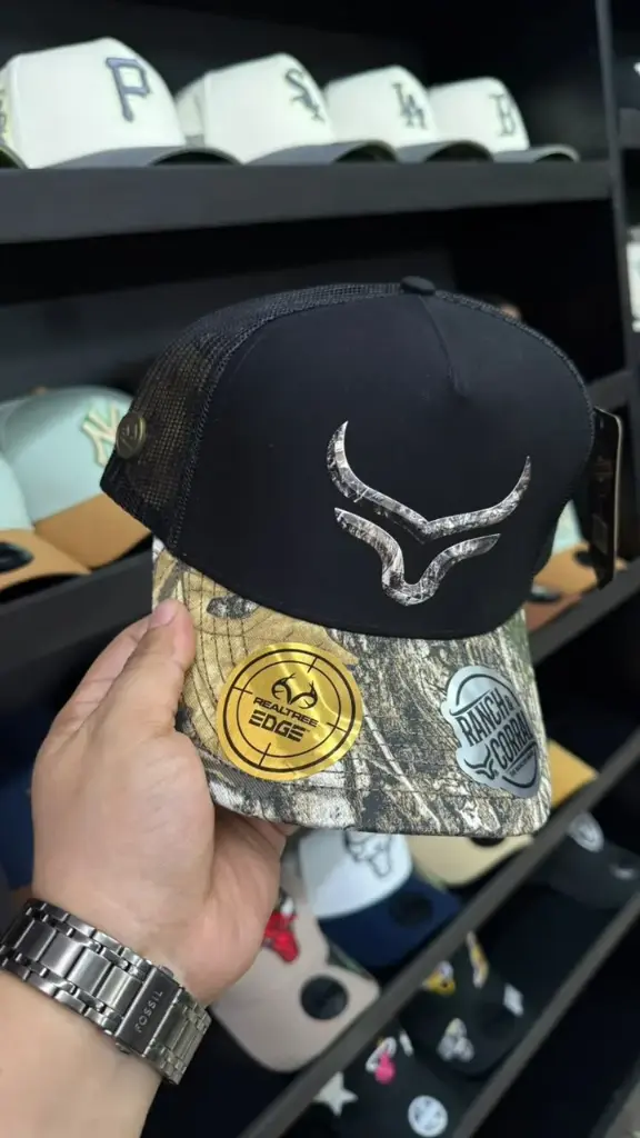 Ranch Corral negro con camuflaje