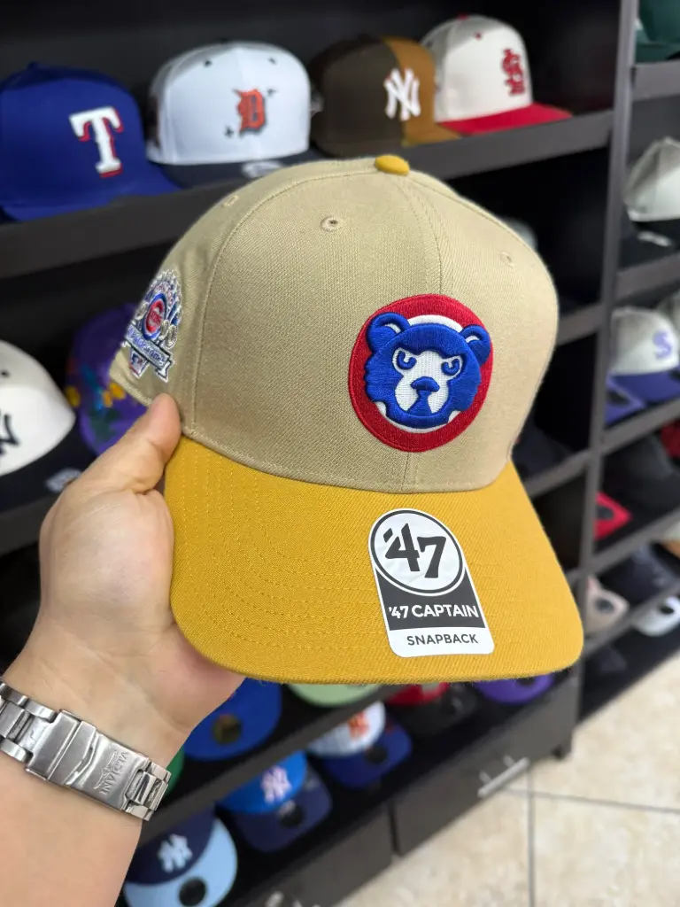47 Chicago beich con amarillo 